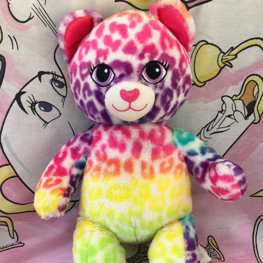 vintage 90’s lisa frank y2k build a bear, it talks